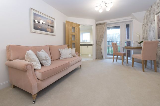 Thumbnail Flat to rent in Birch Place, Dukes Ride, Crowthorne, Berkshire
