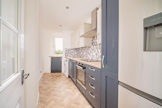Flat B, 11, Dudhope Street, Dundee photo 4