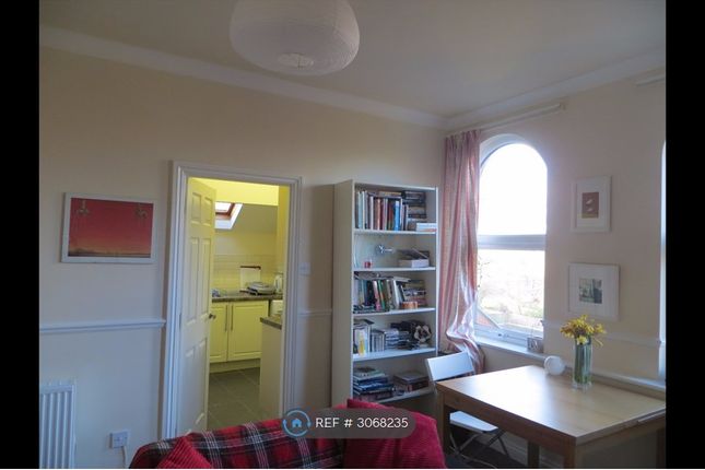 Flat, Wilbraham Road Chorlton, Manchester photo 3