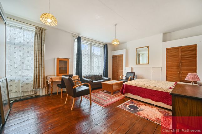 30, St. Marys Road, London photo 2