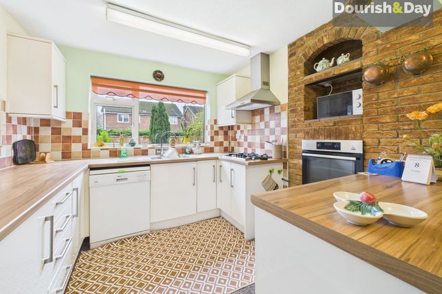 11 Ferrers Road, Stafford photo 2