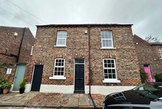 Thumbnail Detached house to rent in Cobble Court Mews, York