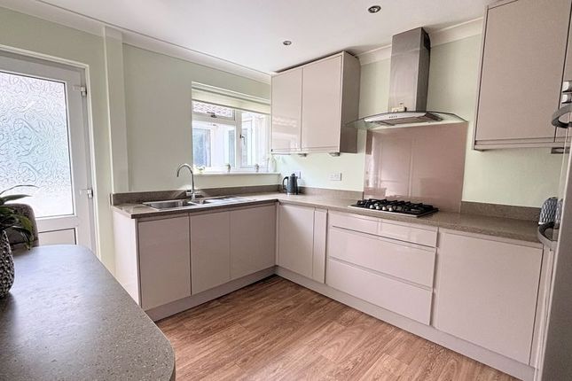15, Lancaster Close, Lee-On-The-Solent photo 2