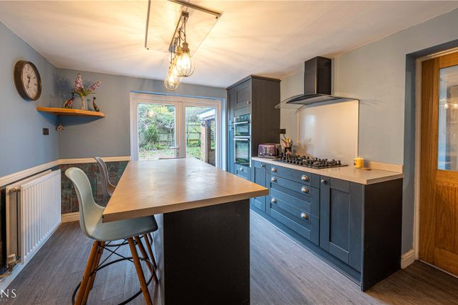 6, Sandford Close, Rugeley photo 4
