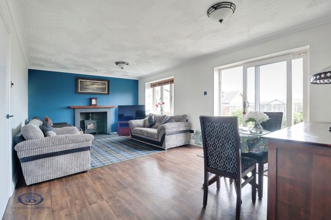 Laurel Drive, Stoke-On-Trent photo 4