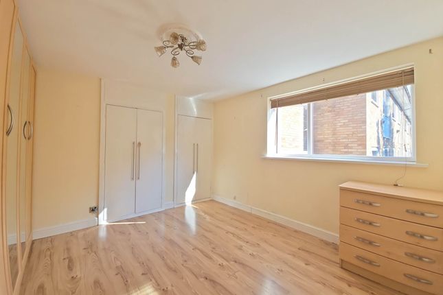 25, Old Kennels Court, Reading photo 4