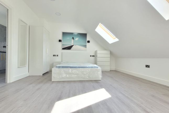 Thumbnail Room to rent in St. Albans Road, Potters Bar