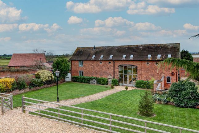 Thumbnail Barn conversion for sale in Laights Barn, The Swallows, Worcester Road, Harvington