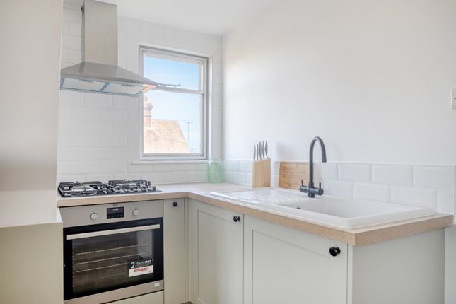 Flat 5, 12, Dartford Road, Kent photo 5