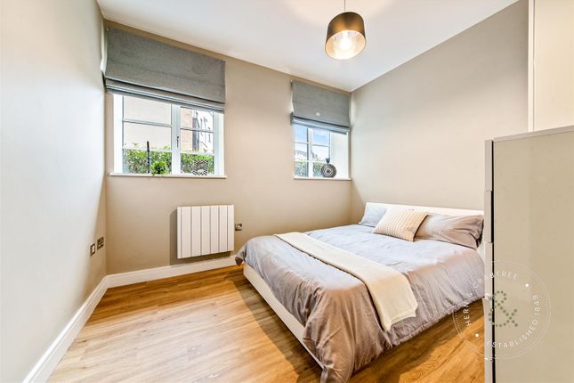 Romilly Crescent, Cardiff photo 4