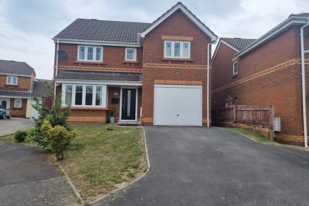 Detached house to rent in Harding Close, Swansea