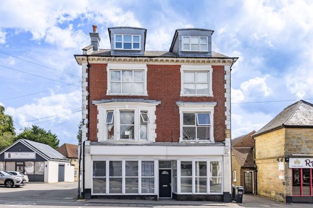 Thumbnail Flat for sale in London Road, Crowborough