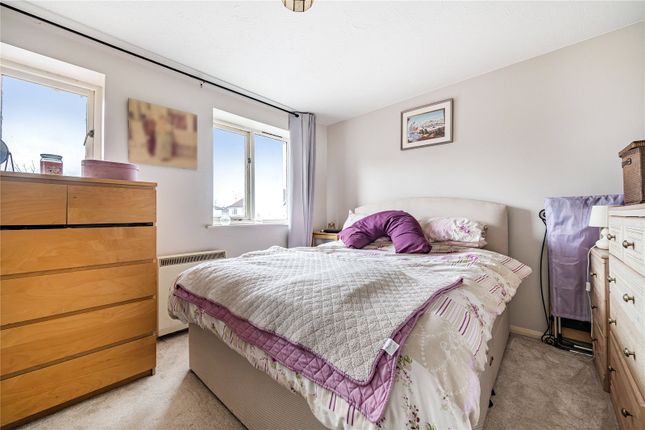 Flat for sale in Cherry Blossom Close, Palmers Green, London