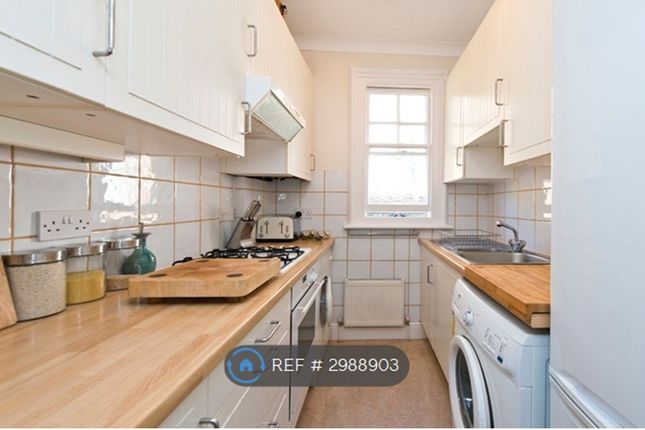 Flat, Dealtry Road Putney, London photo 4