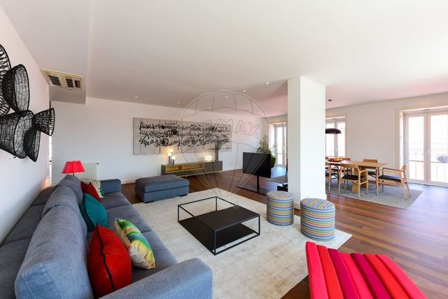 Apartment for sale in Street Name Upon Request, Lisboa, Lisboa, Santa Maria Maior, Pt