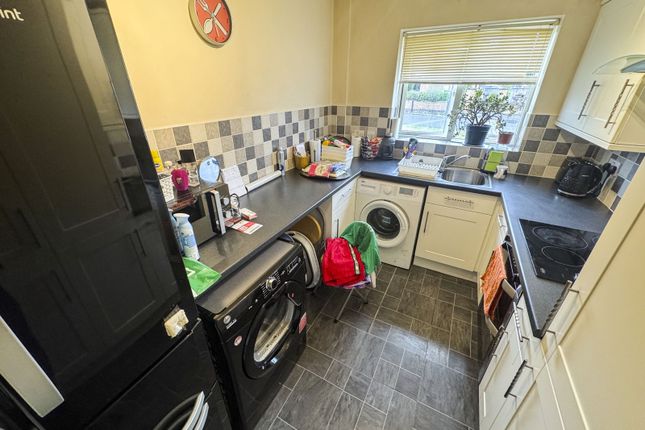 36, Broughton Road, Stoke-On-Trent photo 2