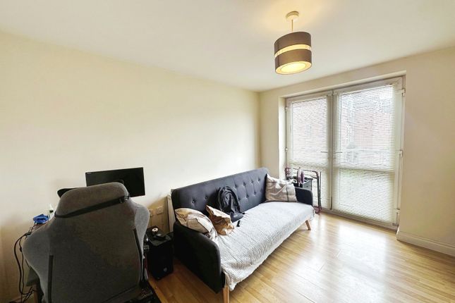 18 Little Moss Court, 1, Little Moss Lane, Swinton photo 3
