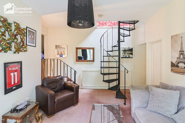 Flat 4, 19, Saunders Street, Southport photo 3