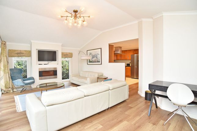 Huntingdale Lodge, Repton Green, Harrogate photo 4