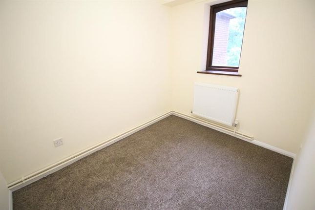 29 Shakespeare Road, Bedford photo 5