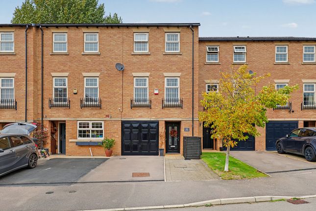 4-bed terraced on Hartfield Close, Chesterfield, £260,000