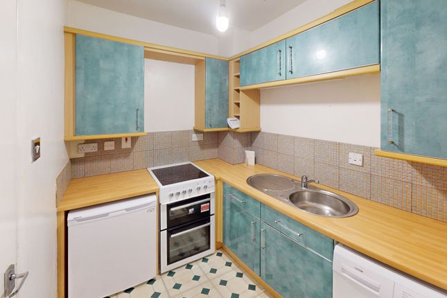 2/2 7 Renfield St, Renfrew photo 4