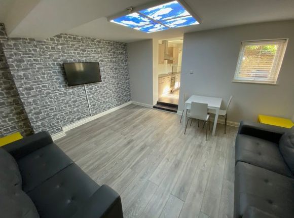 6-bed house on 59, Trafford Street, Preston, £472/mo