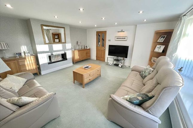 10, Lilac Gardens, Cleadon photo 4
