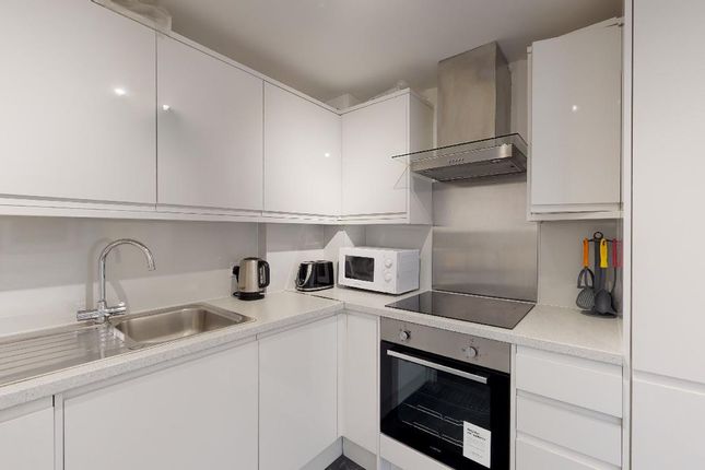 Flat to rent in Hadyn Park Road, London