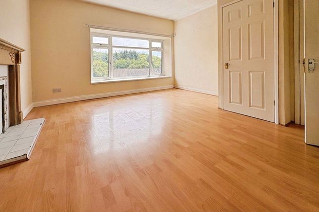 20, High Street, Maesteg photo 4