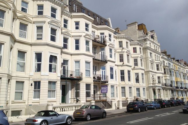 Flat to rent in Eversfield Place, St. Leonards-On-Sea