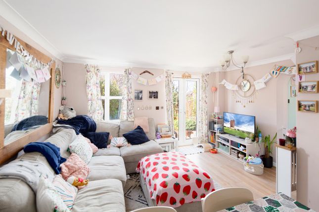 6, Rowan Close, Bicester photo 3