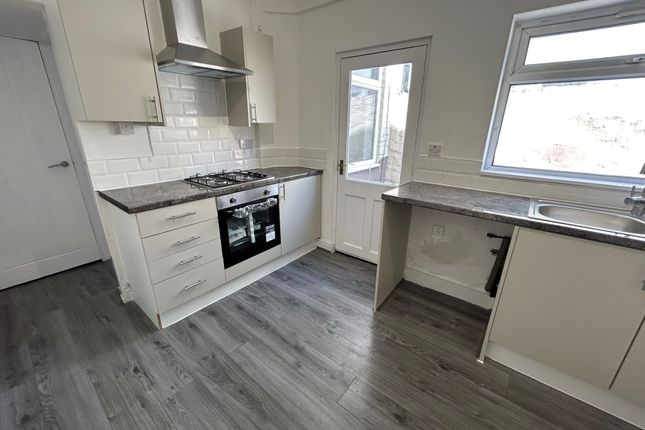 10, Bootle photo 5