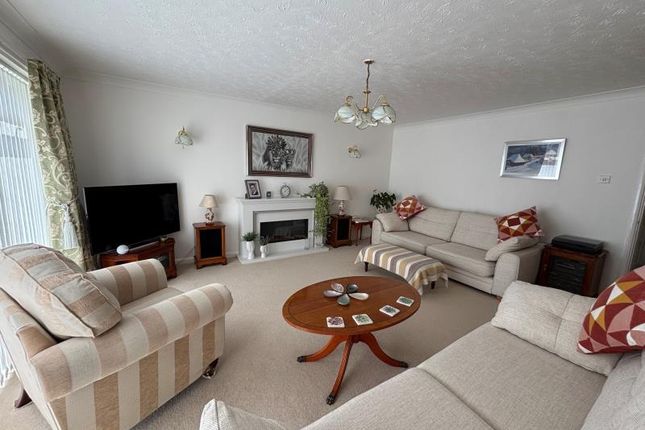 8, Moorland Drive, Telford photo 3