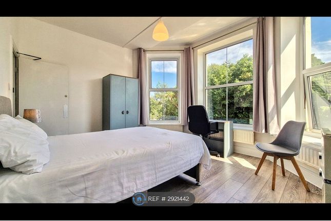Room, Nant Y Gro Garth Road, Bangor photo 5