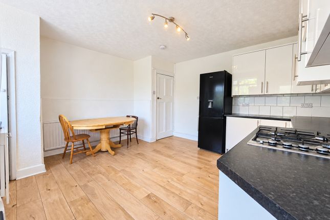 Twickenham Road, Isleworth photo 4