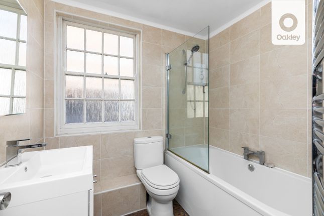 Flat for sale in Gloucester Road, North Laine, Brighton