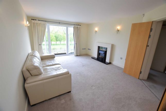 17, Grosvenor Heights, North Chingford photo 2