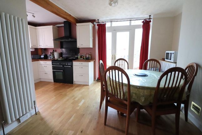 54, Durham Road, Luton photo 4