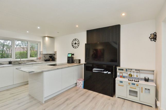 33, Sutton Court, Milton Keynes photo 2