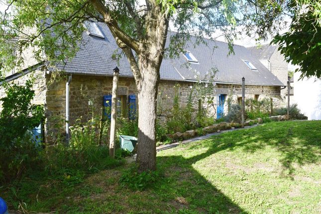 Semi-detached house for sale in 56160 Locmalo, Morbihan, Brittany, France