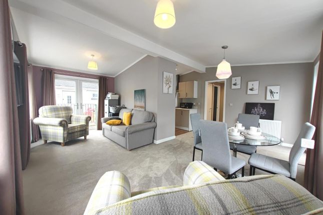20 The Hermitage, Herschel Grange, Bracknell photo 4