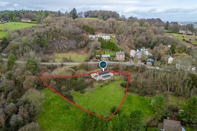 3-bed detached on Mutlers Row, Plump Hill, Mitcheldean, £250,000