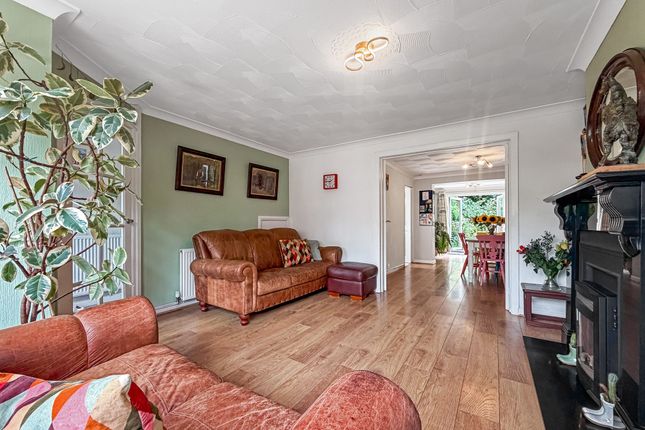 41 Lon-y-Gors, Caerphilly photo 4