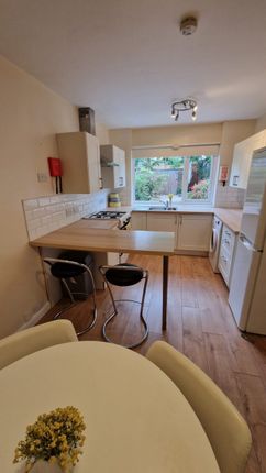 19, Timber Dene, Bristol photo 4