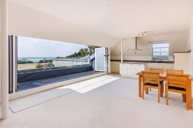 The Penthouse, Apartment 8, Westpoint, Cowes photo 2