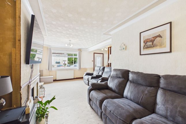 4 Kenshaw Place, Larkhall photo 4