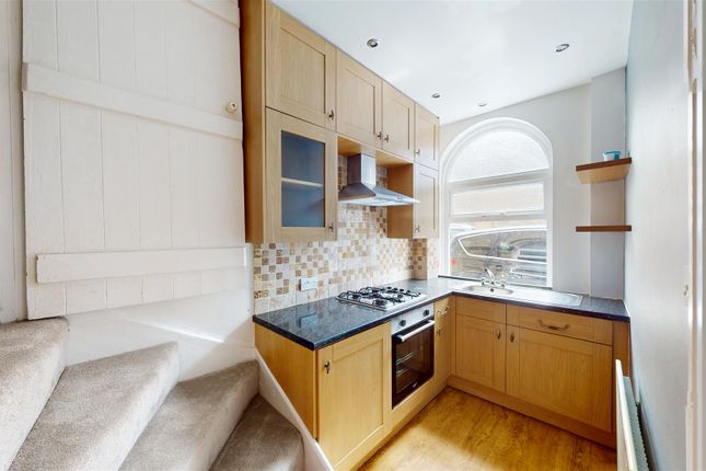 30, Titus Street, Shipley photo 4