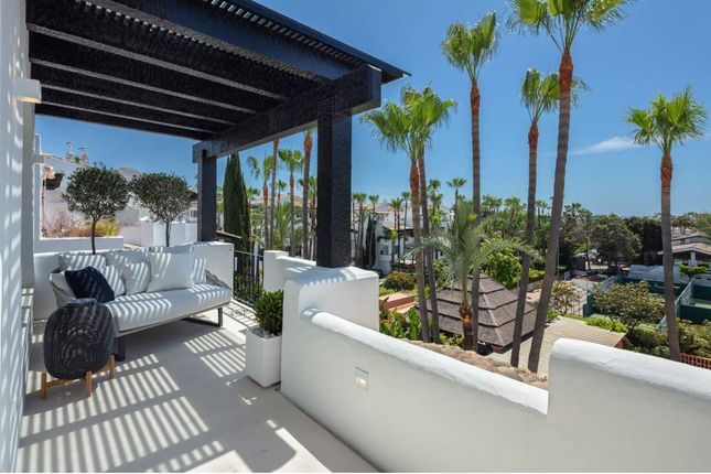 Apartment for sale in Estepona, Andalusia, Spain