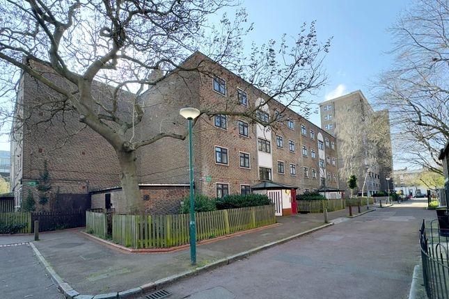 Thumbnail Flat for sale in Cluse Court, St Peter's Street, Islington, London